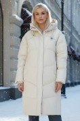 Оптом Пальто летучая мышь женское с капюшоном зимнее бежевого цвета 9616B