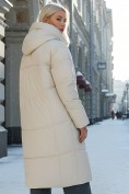 Оптом Пальто летучая мышь женское с капюшоном зимнее бежевого цвета 9616B, фото 3