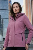 Оптом Ветровка женская софтшелл виндстоппер с капюшоном спортивная малинового цвета 9616_1M
