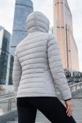 Оптом Куртка женская гибридная стёганая с капюшоном с графеновой подкладкой серого цвета 9622_1Sr, фото 2