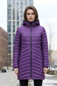 Оптом Куртка женская удлинённая стёганая с капюшоном и графеновой подкладкой фиолетового цвета 9628_1F, фото 6