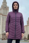 Оптом Куртка женская удлинённая стёганая с капюшоном и графеновой подкладкой темно-фиолетового цвета 9628_1TF