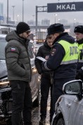 Оптом Мужская зимняя стёганая куртка с графеновой подкладкой цвета хаки 9651Kh, фото 4