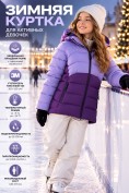 Оптом Куртка для девочки стёганая зимняя с капюшоном фиолетового цвета 9656_2F, фото 2