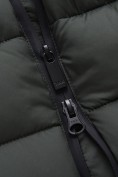 Оптом Мужская удлинённая зимняя куртка с V-образной стёжкой цвета хаки 9659Kh, фото 10